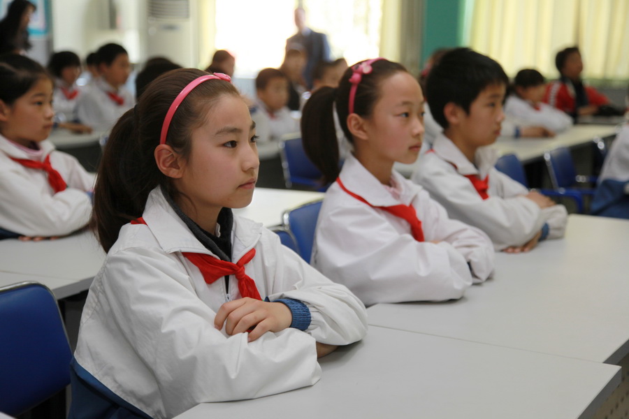教育部：培育学生掌握正确应对学业、人际关系等不良情绪和心理压力的技能