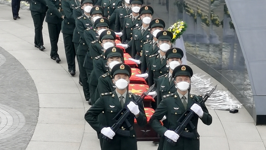 英雄，回家！——第八批在韩中国人民志愿军烈士遗骸迎接安葬仪式侧记