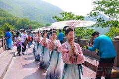 假期首日，河南哪些景区人气最旺？收入最高？