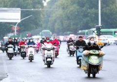 本周河南将有两股冷空气轮番登场 只穿秋裤怕是不够了