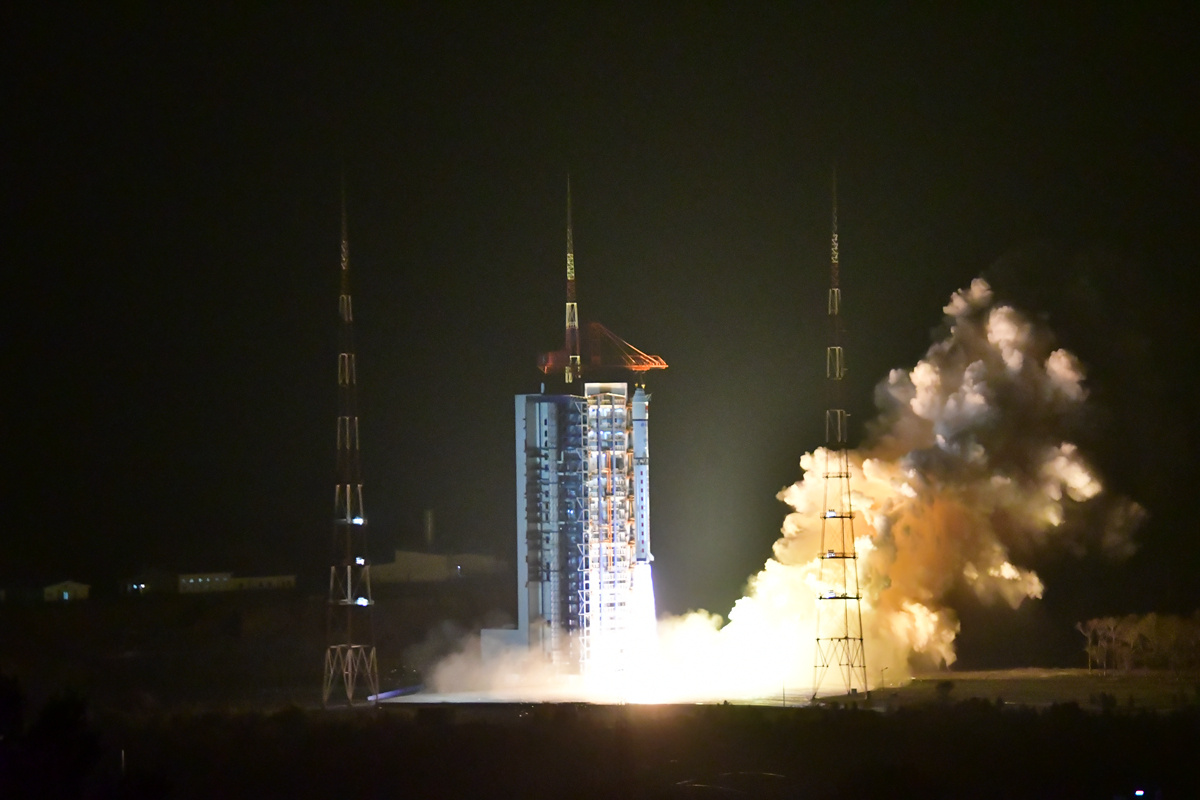 我国首颗太阳探测科学技术试验卫星 “羲和号”成功发射