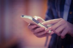 短视频路人想拍能拍？专家：未经允许偷拍他人违法