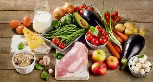 国家发改委：粮油肉蛋菜等民生商品供应充足