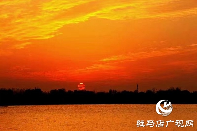 驻马店：冬日余晖别样美