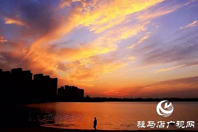 驻马店：冬日余晖别样美