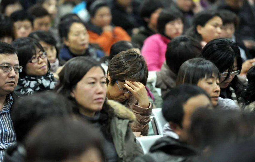 家长的焦虑：我们“双减”，别人“偷加”怎么办？