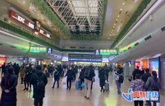 多省份倡议春节“非必要不离开”，这地补贴1000元