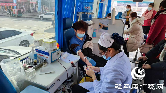 确山县双河镇：冬日暖流源奉献 无偿献血聚大爱