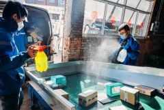 警惕病毒“物传人”，跨境包裹咋打开？