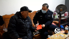 平舆县公安局走访慰问老干部