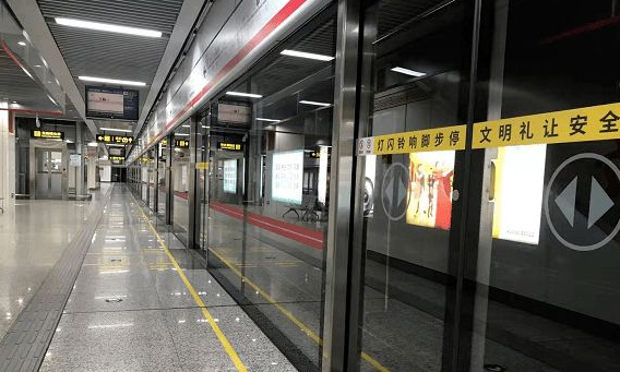 郑州仅剩1个中风险区！地铁站全部恢复正常运营