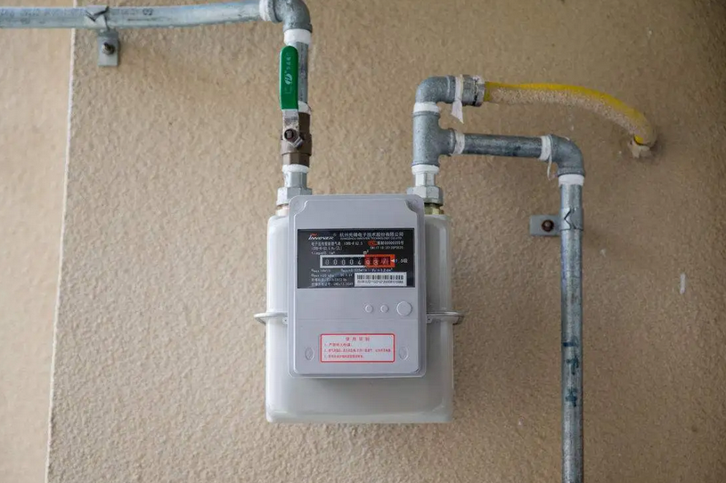 燃气设施“体检”胶管老化较多 提醒市民及时更换 以免被停气