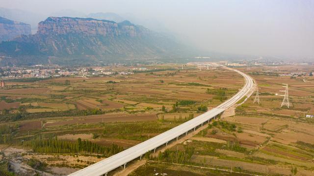 今年河南计划通车16条高速公路 年底通车总里程突破8000公里
