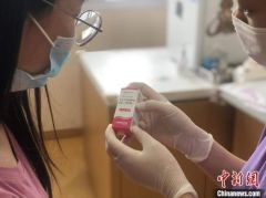 多地开展HPV疫苗免费接种工作，接种应尽早尽小