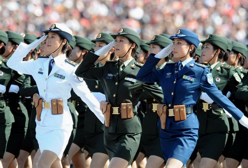 中国女兵有多牛