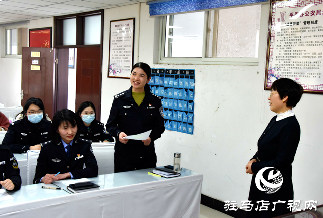 平舆县公安局开展庆“三八”心理健康辅导讲座