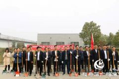驻马店弘康环保公司举行植树活动