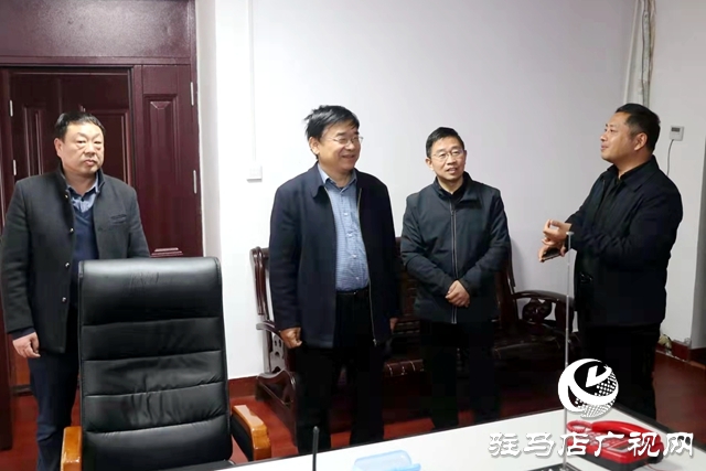 驻马店市直工委书记王红卫到老乐山发射中心党支部调研
