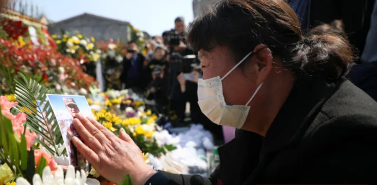 各地群众遥祭卫国戍边英雄肖思远 疫情挡不住如潮的思念