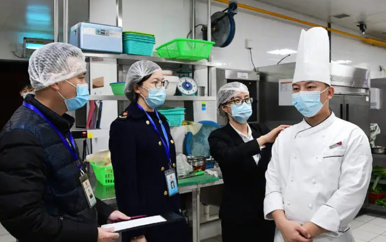 最高罚5000元！河南将餐饮从业者戴口罩“入法”