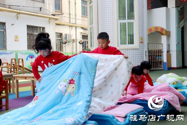 驻马店市军分区幼儿园开展幼儿生活自理能力展示活动