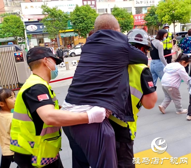 驻马店市实验幼儿园：保安爱心助人 彰显温情管理