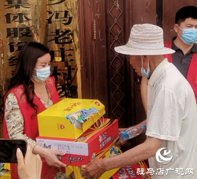 驻马店市政协机关：党员助三夏 帮扶解民忧
