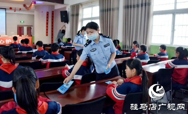 平舆县公安局：法治进校园 别样庆“六一”