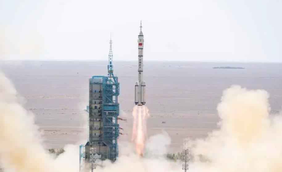 神舟十四号载人飞船发射取得圆满成功
