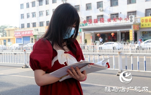 加油！66027位学子为梦想而战