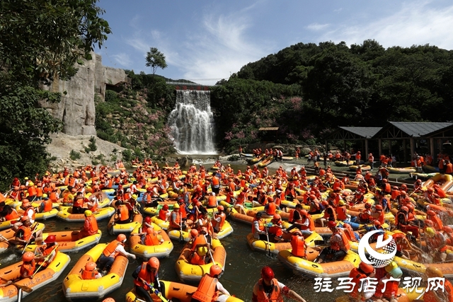 清凉一夏，金顶山峡谷漂流漂流开漂啦！