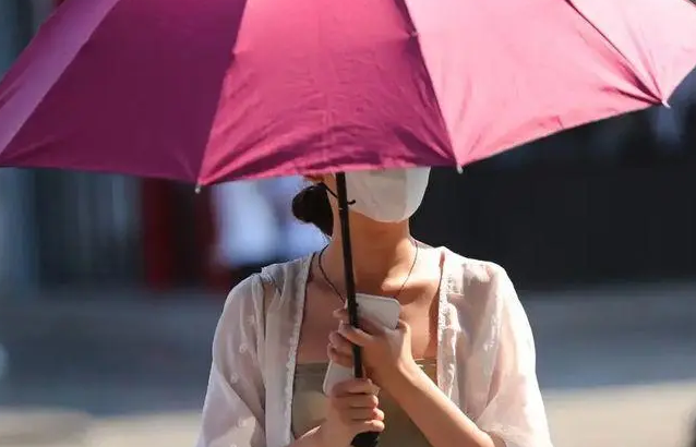 高温+暴雨 如何看待这6月的天气？又该如何预警应对？