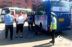  驻市生态环境局平舆分局开展夏季高排放客运车辆入户监督抽测专项行动