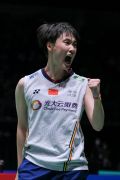 马来西亚羽毛球公开赛：国羽挺进三项决赛