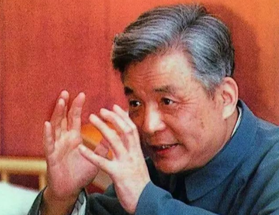 缅怀，致敬！36年前的今天，邓稼先逝世