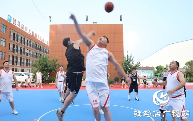 以球会友 以赛传谊 篮球友谊赛激情开战