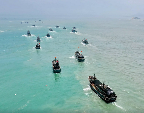福建海事局发布航行警告 部分海域禁止驶入