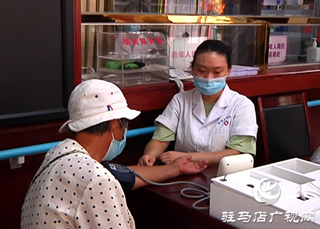 驿城区顺河社区卫生服务中心：全力做好新冠疫苗加强针接种工作