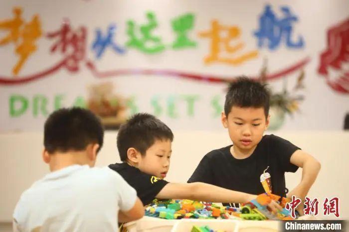 “双减”一年后的暑假，教培班“退烧”了吗？