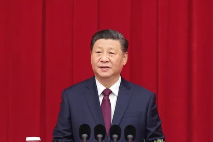 习近平给“中国好人”李培生胡晓春回信强调 积极传播真善美传递正能量 带动更多身边人向上向善