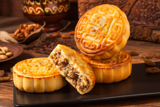 月饼“瘦身”后的中秋：轻装素颜回归佳节本味