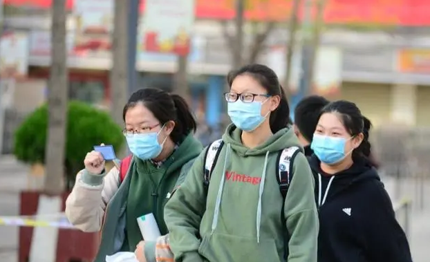 河南日报：因疫情错过入学报名 @领导转办后孩子顺利入学