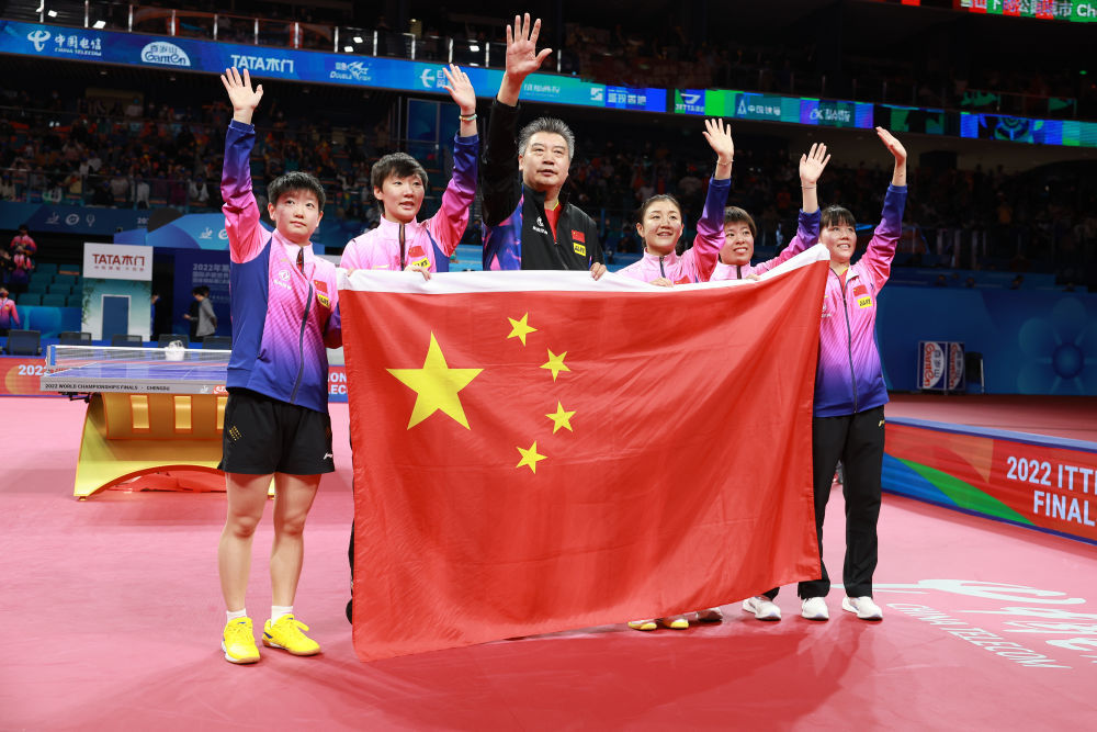 中国女乒：升国旗、奏国歌的时刻真的很美好
