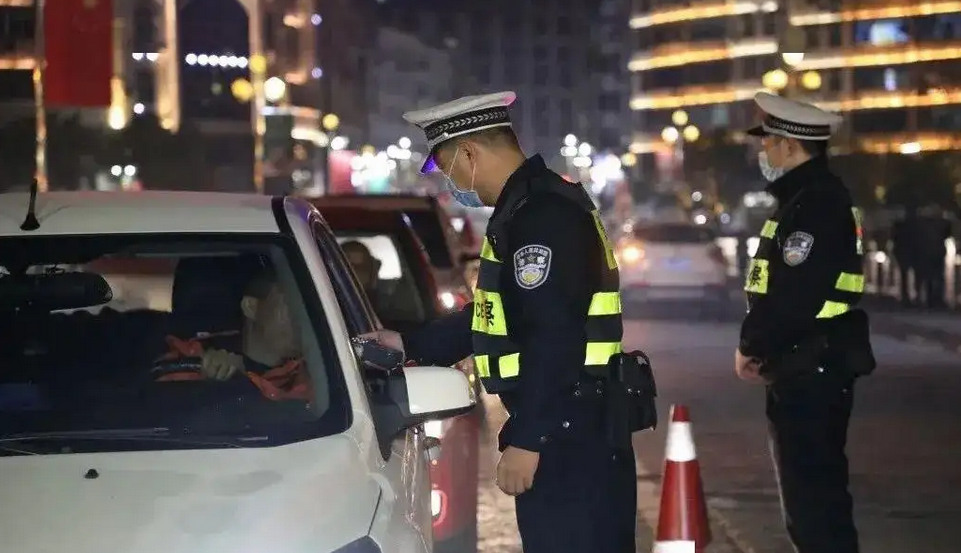 引以为戒！驻马店交警曝光4起酒驾醉驾违法案例