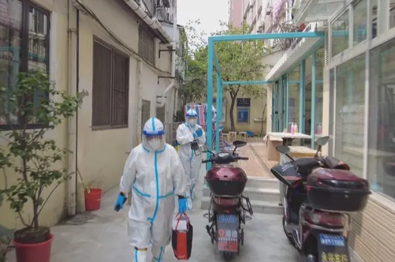 专家分析：阳性居家隔离不送方舱是否可行？