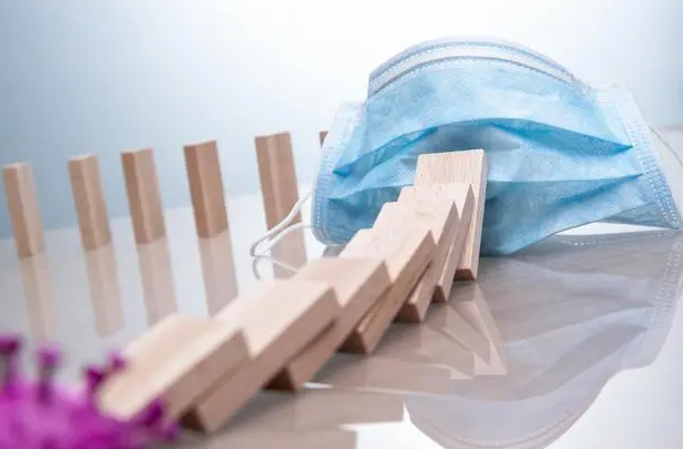 感染奥密克戎BF.7变异株会有哪些临床表现？