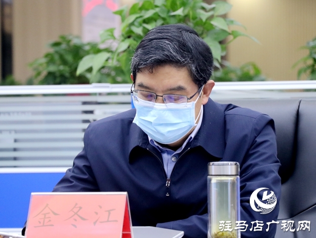 金冬江接听市12345政务服务便民热线