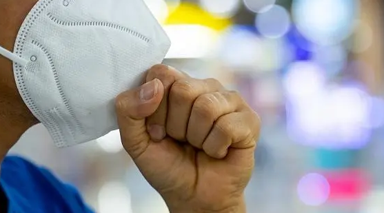 国家卫健委：医院不能拒诊核酸阳性患者