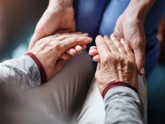家有老人，面对新冠你需要知道的30件事
