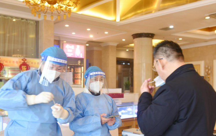 两会镜头｜直击“两会” 为这些忙碌的身影点赞